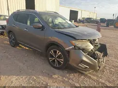 5N1AT2MT2HC851444 2017 NISSAN ROGUE