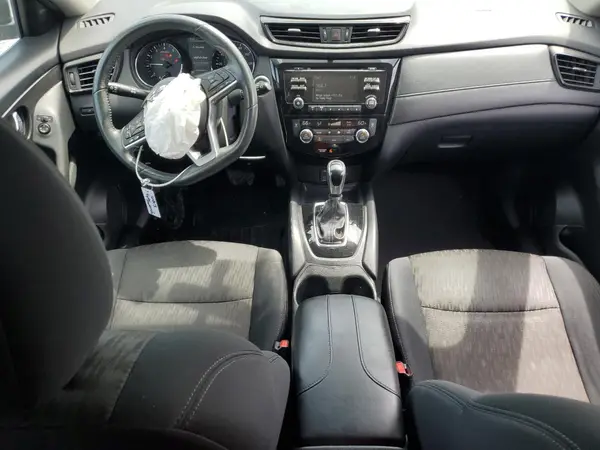 5N1AT2MT2HC858748 2017 NISSAN ROGUE - Image 8