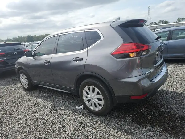 5N1AT2MT2HC861892 2017 NISSAN ROGUE - Image 2