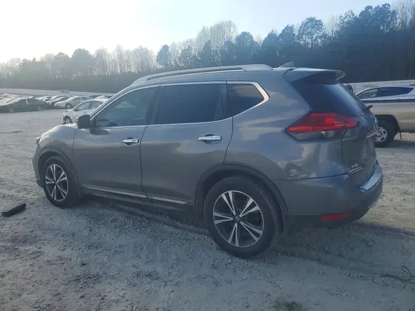 5N1AT2MT2HC879616 2017 NISSAN ROGUE - Image 2