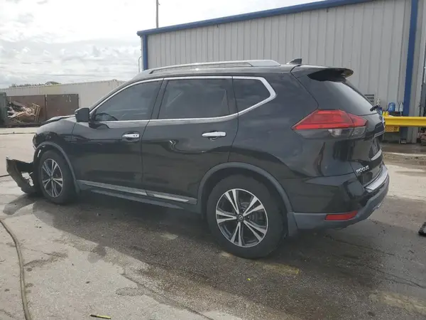 5N1AT2MT2HC881110 2017 NISSAN ROGUE - Image 2