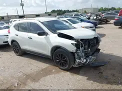 5N1AT2MT2HC882239 2017 NISSAN ROGUE