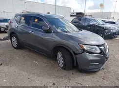 5N1AT2MT2HC882628 2017 NISSAN ROGUE