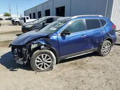 5N1AT2MT2HC885965 2017 NISSAN ROGUE