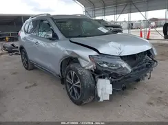 5N1AT2MT2HC887229 2017 NISSAN ROGUE