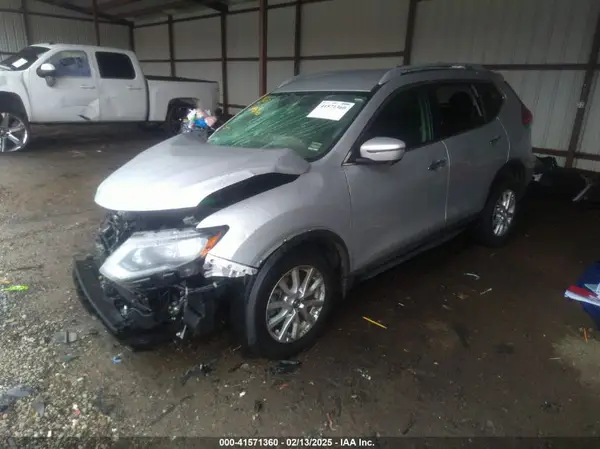 5N1AT2MT2HC893533 2017 NISSAN ROGUE - Image 2