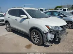 5N1AT2MT2JC702411 2018 NISSAN ROGUE