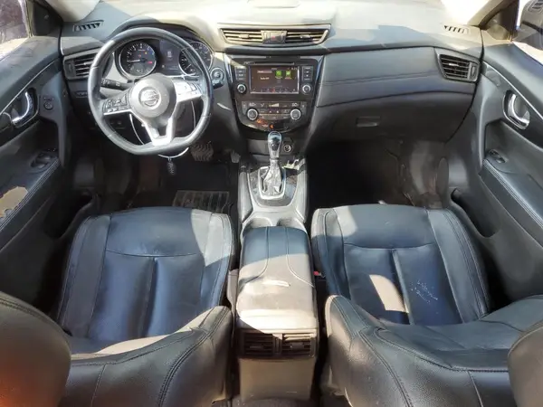 5N1AT2MT2JC708144 2018 NISSAN ROGUE - Image 8