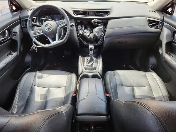 5N1AT2MT2JC710167 2018 NISSAN ROGUE - Image 8
