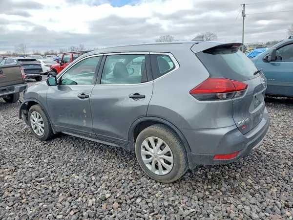 5N1AT2MT2JC726126 2018 NISSAN ROGUE - Image 2