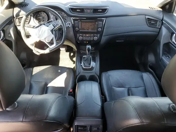 5N1AT2MT2JC739636 2018 NISSAN ROGUE - Image 8