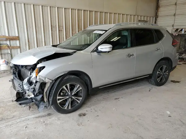 5N1AT2MT2JC740141 2018 NISSAN ROGUE - Image 1