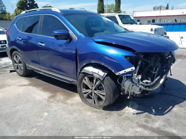 5N1AT2MT2JC740771 2018 NISSAN ROGUE - Image 1