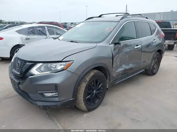 5N1AT2MT2JC750457 2018 NISSAN ROGUE - Image 2