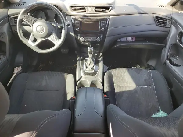 5N1AT2MT2JC750975 2018 NISSAN ROGUE - Image 8