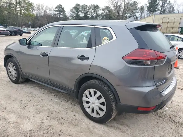 5N1AT2MT2JC753973 2018 NISSAN ROGUE - Image 2