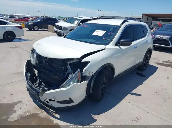 5N1AT2MT2JC756601 2018 NISSAN ROGUE - Image 2