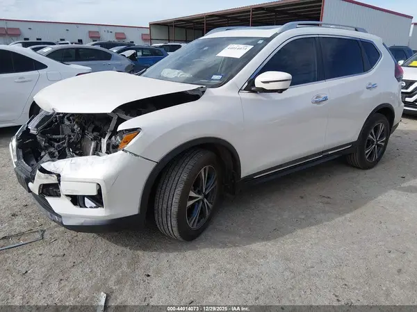 5N1AT2MT2JC760308 2018 NISSAN ROGUE - Image 2