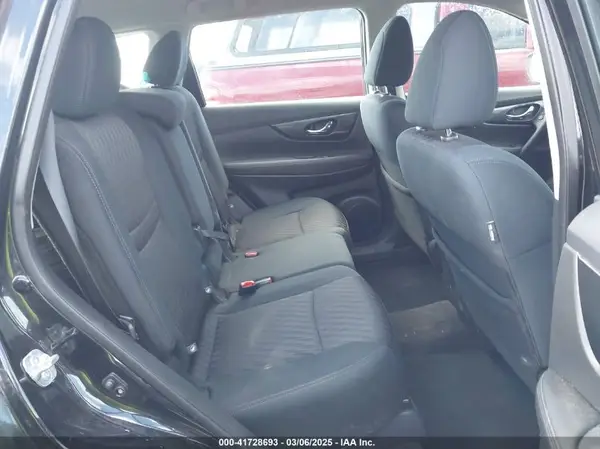 5N1AT2MT2JC763189 2018 NISSAN ROGUE - Image 8