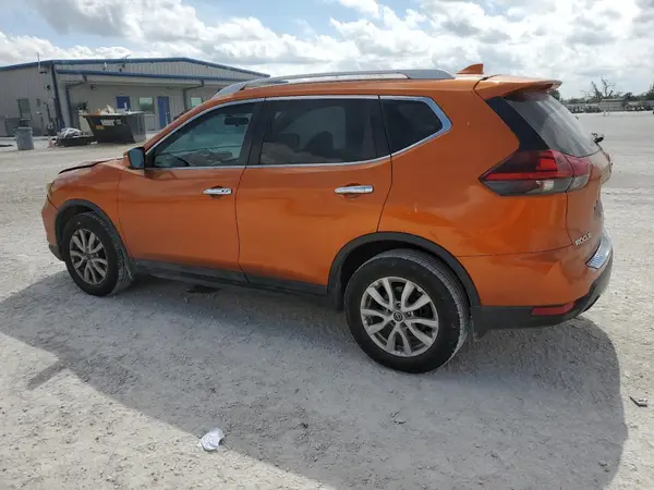 5N1AT2MT2JC763497 2018 NISSAN ROGUE - Image 2