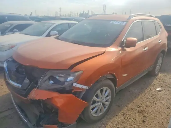 5N1AT2MT2JC763659 2018 NISSAN ROGUE - Image 2