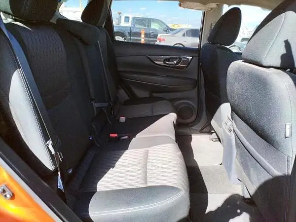 5N1AT2MT2JC763659 2018 NISSAN ROGUE - Image 8