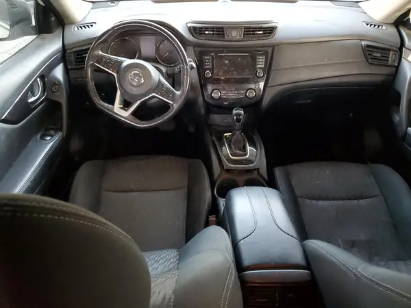 5N1AT2MT2JC765010 2018 NISSAN ROGUE - Image 8
