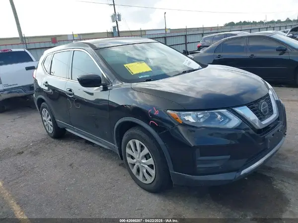 5N1AT2MT2JC765444 2018 NISSAN ROGUE - Image 1