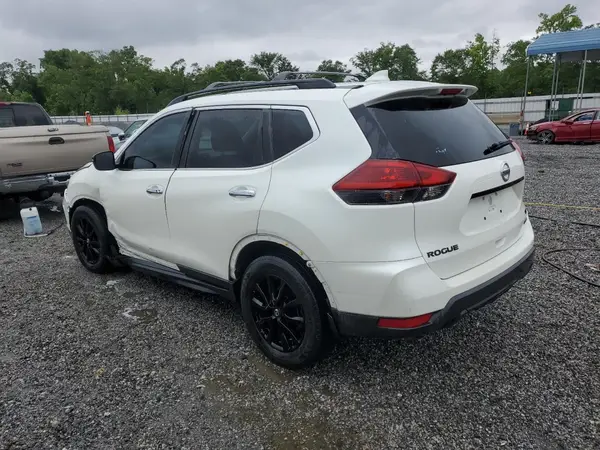 5N1AT2MT2JC769266 2018 NISSAN ROGUE - Image 2
