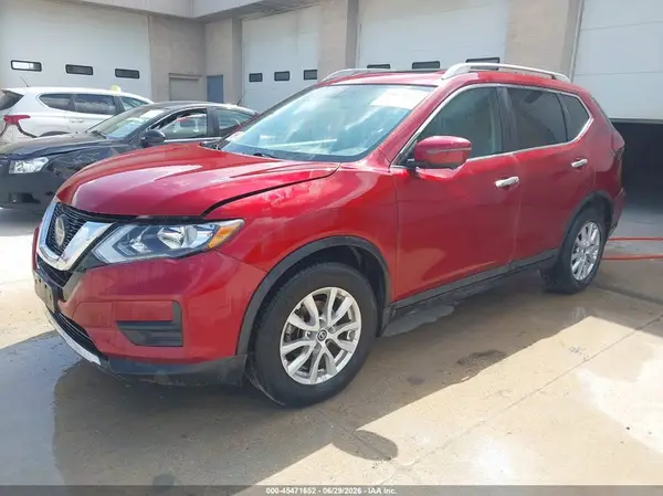 5N1AT2MT2JC769980 2018 NISSAN ROGUE - Image 2