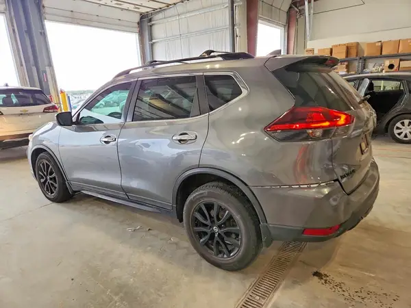 5N1AT2MT2JC771437 2018 NISSAN ROGUE - Image 2
