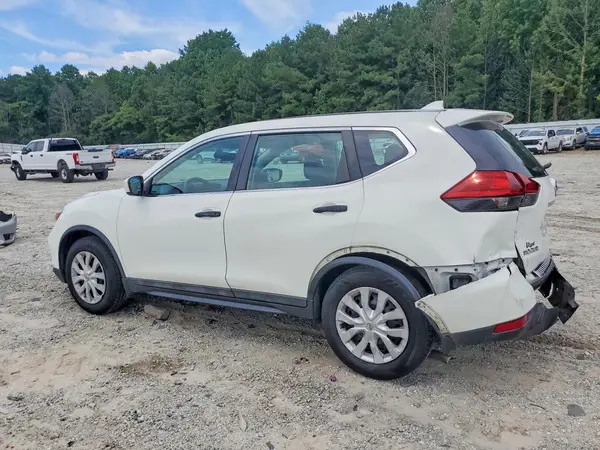 5N1AT2MT2JC773821 2018 NISSAN ROGUE - Image 2