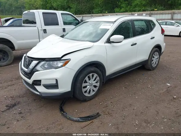 5N1AT2MT2JC774466 2018 NISSAN ROGUE - Image 2