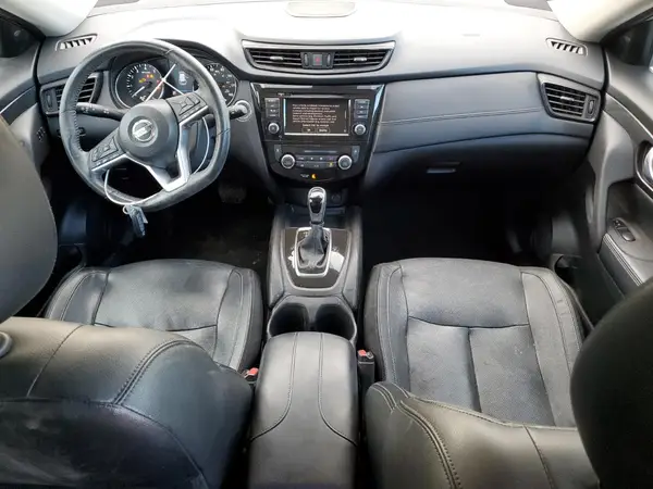 5N1AT2MT2JC777786 2018 NISSAN ROGUE - Image 8
