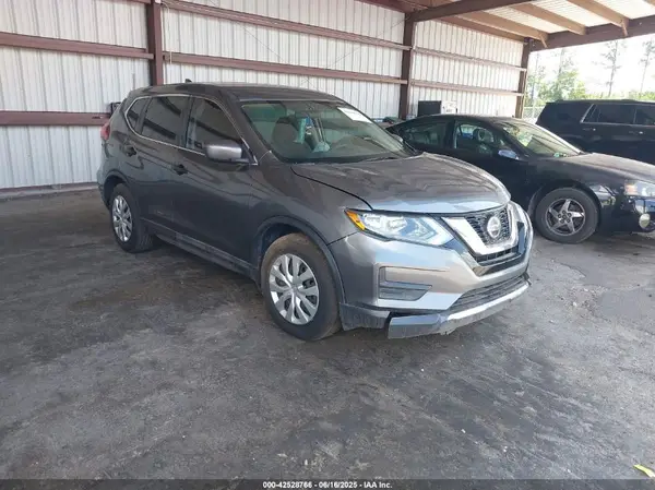 5N1AT2MT2JC784284 2018 NISSAN ROGUE - Image 1
