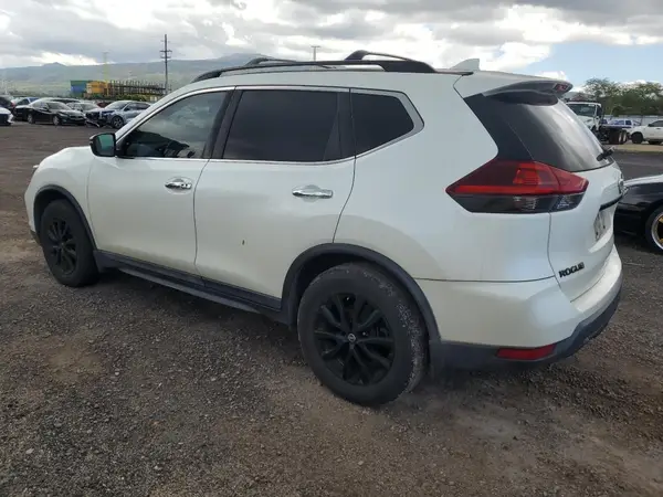 5N1AT2MT2JC785662 2018 NISSAN ROGUE - Image 2