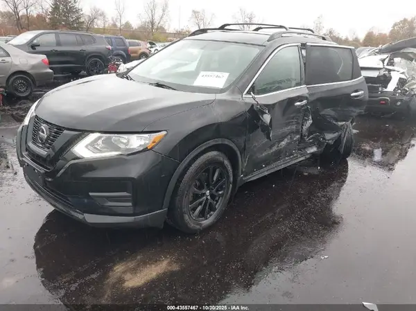 5N1AT2MT2JC786892 2018 NISSAN ROGUE - Image 2