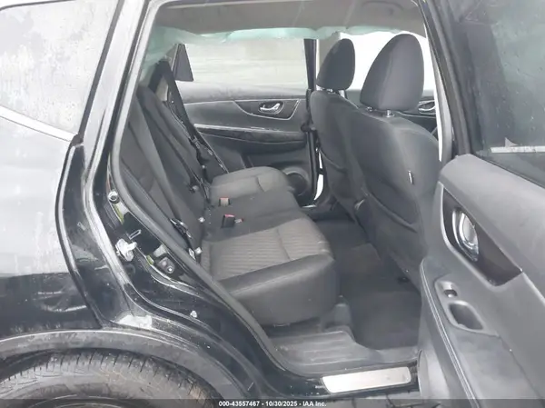 5N1AT2MT2JC786892 2018 NISSAN ROGUE - Image 8
