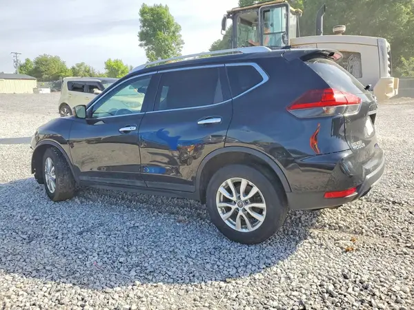 5N1AT2MT2JC800709 2018 NISSAN ROGUE - Image 2