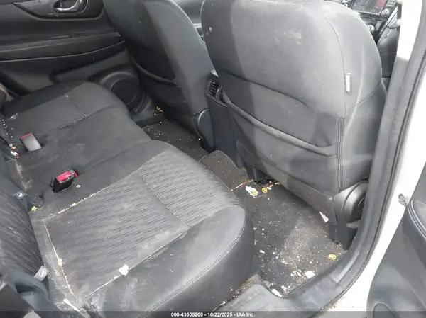 5N1AT2MT2JC809331 2018 NISSAN ROGUE - Image 8