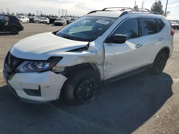 5N1AT2MT2JC816943 2018 NISSAN ROGUE - Image 1