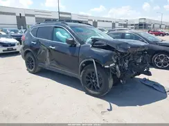 5N1AT2MT2JC817168 2018 NISSAN ROGUE
