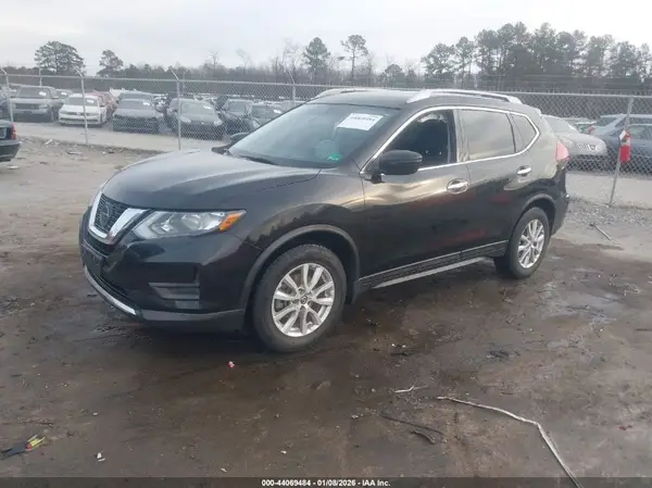 5N1AT2MT2JC819485 2018 NISSAN ROGUE - Image 2