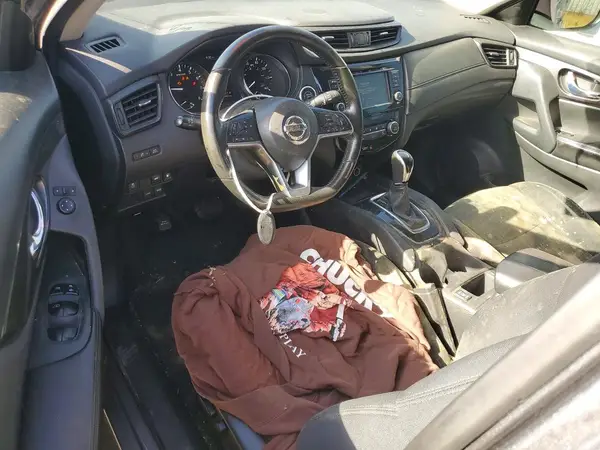 5N1AT2MT2JC823374 2018 NISSAN ROGUE - Image 8