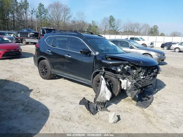5N1AT2MT2JC823441 2018 NISSAN ROGUE - Image 1