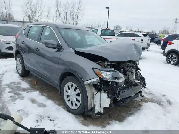 5N1AT2MT2JC824153 2018 NISSAN ROGUE - Image 1