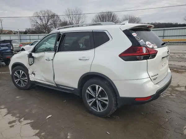 5N1AT2MT2JC826355 2018 NISSAN ROGUE - Image 2