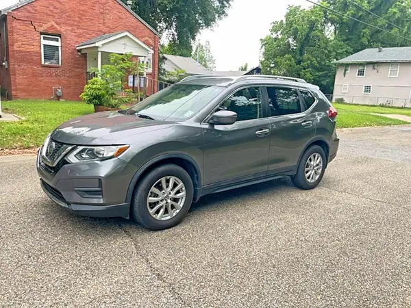 5N1AT2MT2JC829854 2018 NISSAN ROGUE - Image 2