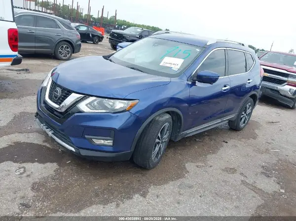 5N1AT2MT2JC841373 2018 NISSAN ROGUE - Image 2