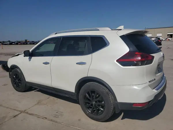 5N1AT2MT2JC844967 2018 NISSAN ROGUE - Image 2